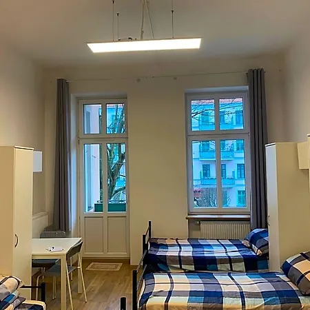 W Centrum Szczecina 4 Osobowe بيت شباب *